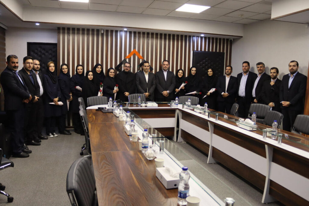 روز زن صرافی بانک مسکن